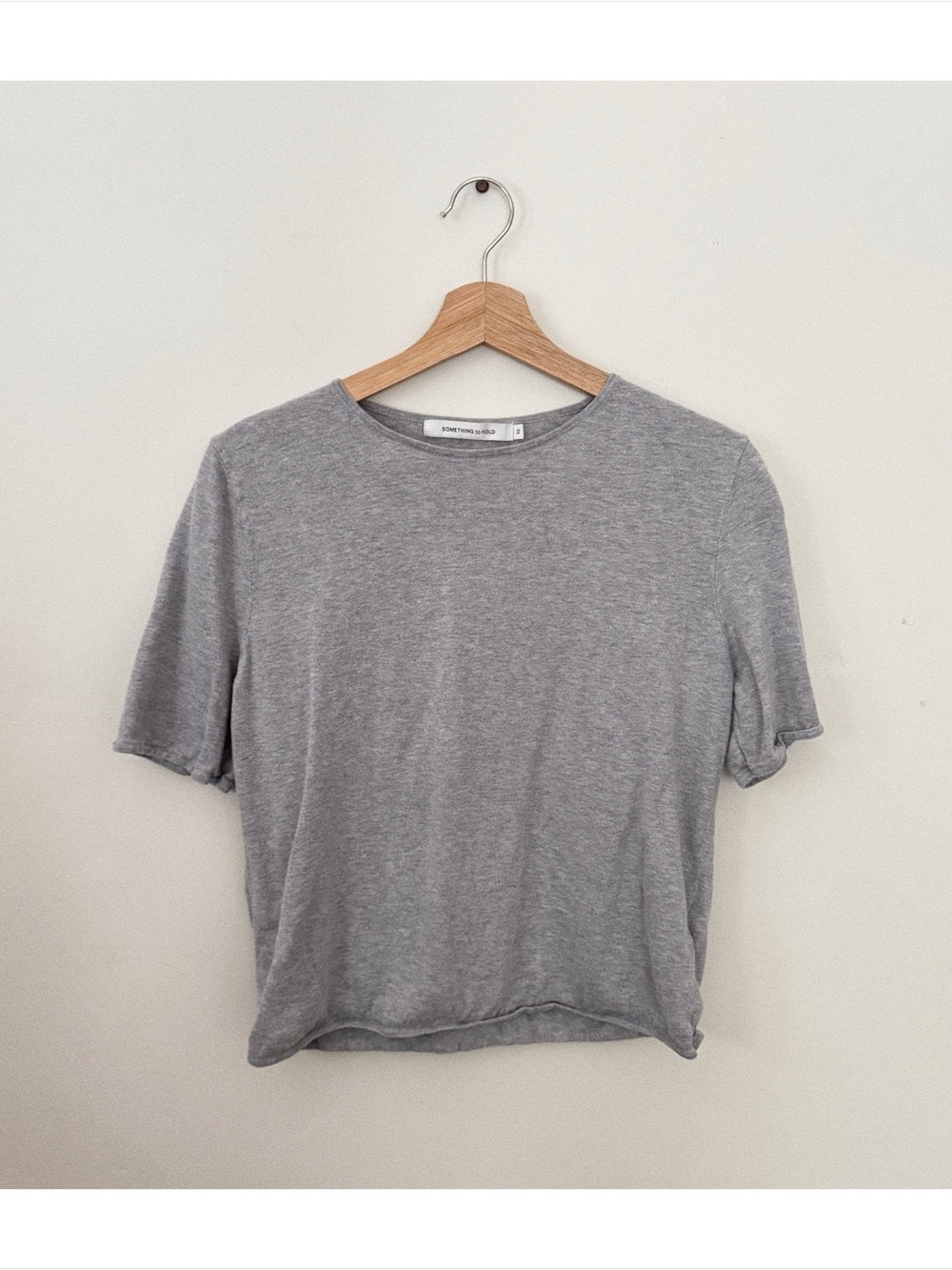 something to hold park tee